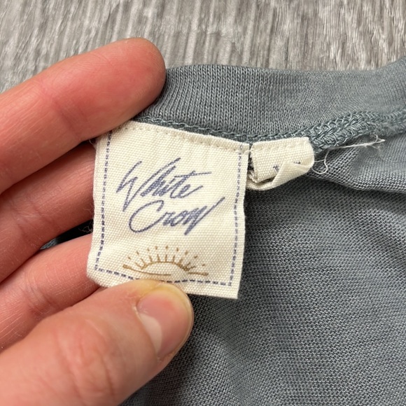 White Crow pale blue t-shirt - Picture 3 of 4